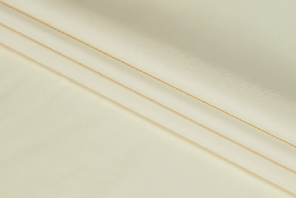 DUSKY WHITE ASPARAGUS