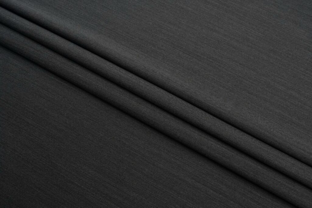 STEEL GRAY